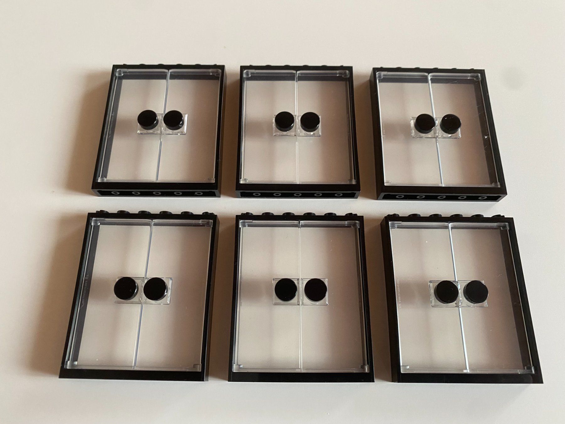 Lego Jouets: LEGO - SCHWARZE - DOPPELTÜREN – D'occasion à Gelterkinden par ajdt4