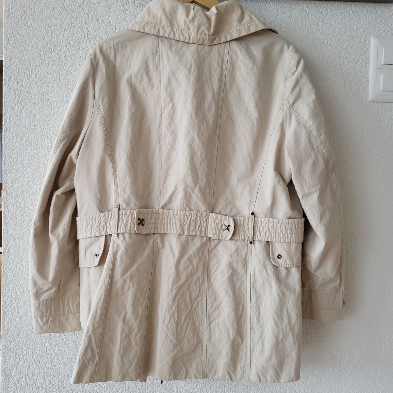 Gerry Weber Giacche: Gerry Weber Übergangsjacke, Beige, Gr. 40 – Usato da Winterthur venduto da GAM90 1
