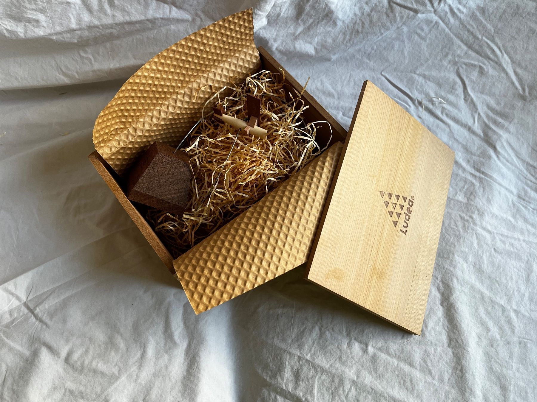 Baukästen: Experiment Bausatz Ludea AERO – Neu und originalverpackt aus Zürich von gemuesebouillon