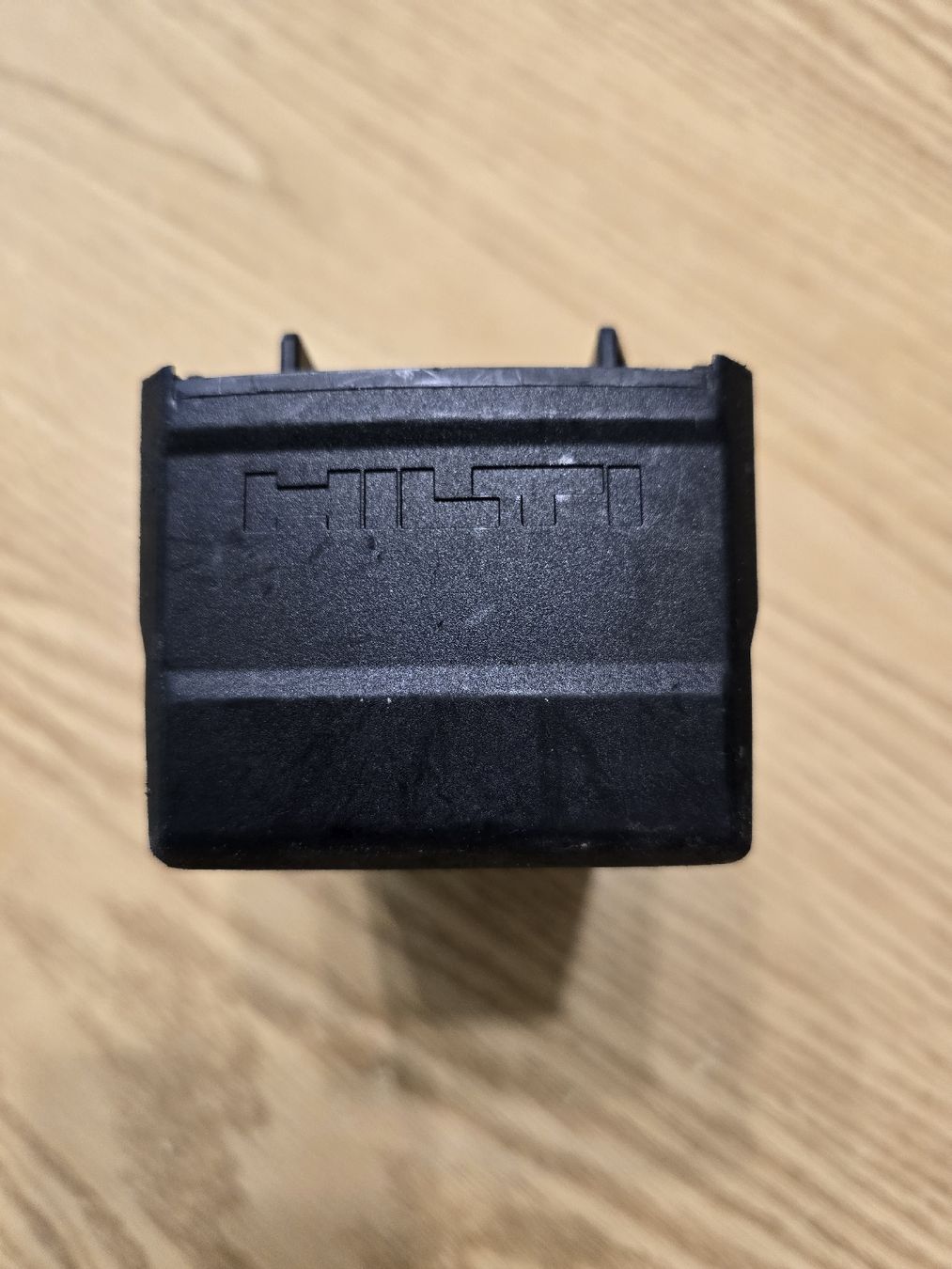 Hilti Caricatori & Batterie: Hilti Ladegärat und akku – Usato da Embrach venduto da sze_cl8y 7