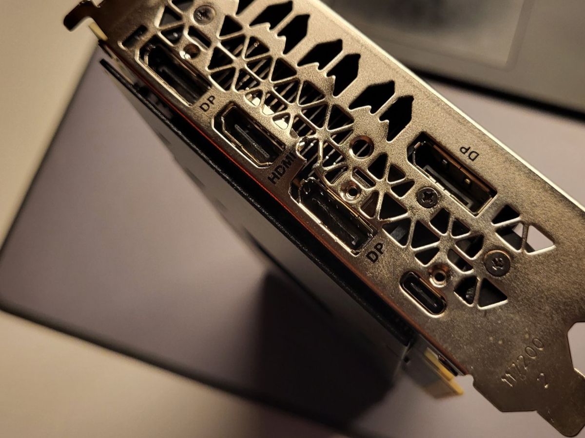 Nvidia Schede grafiche: RTX 2080 Gaming 8GB Grafikkarte – Usato da Unterengstringen venduto da CyberCore 6