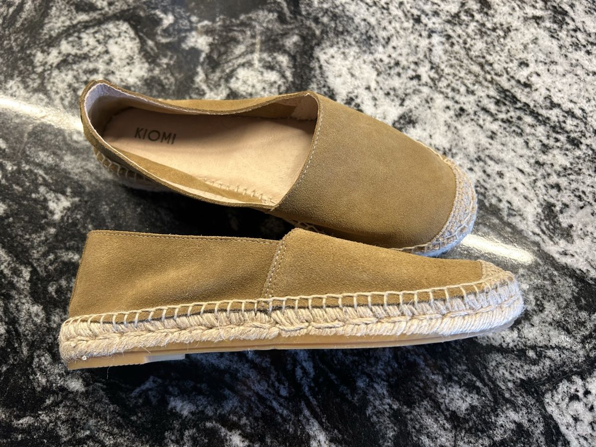 Scarpe da donna: Kiomi Espadrilles olive Grösse 38 NEU – Nuovo (secondo la descrizione) da Langnau am Albis venduto da SolarisZH 3