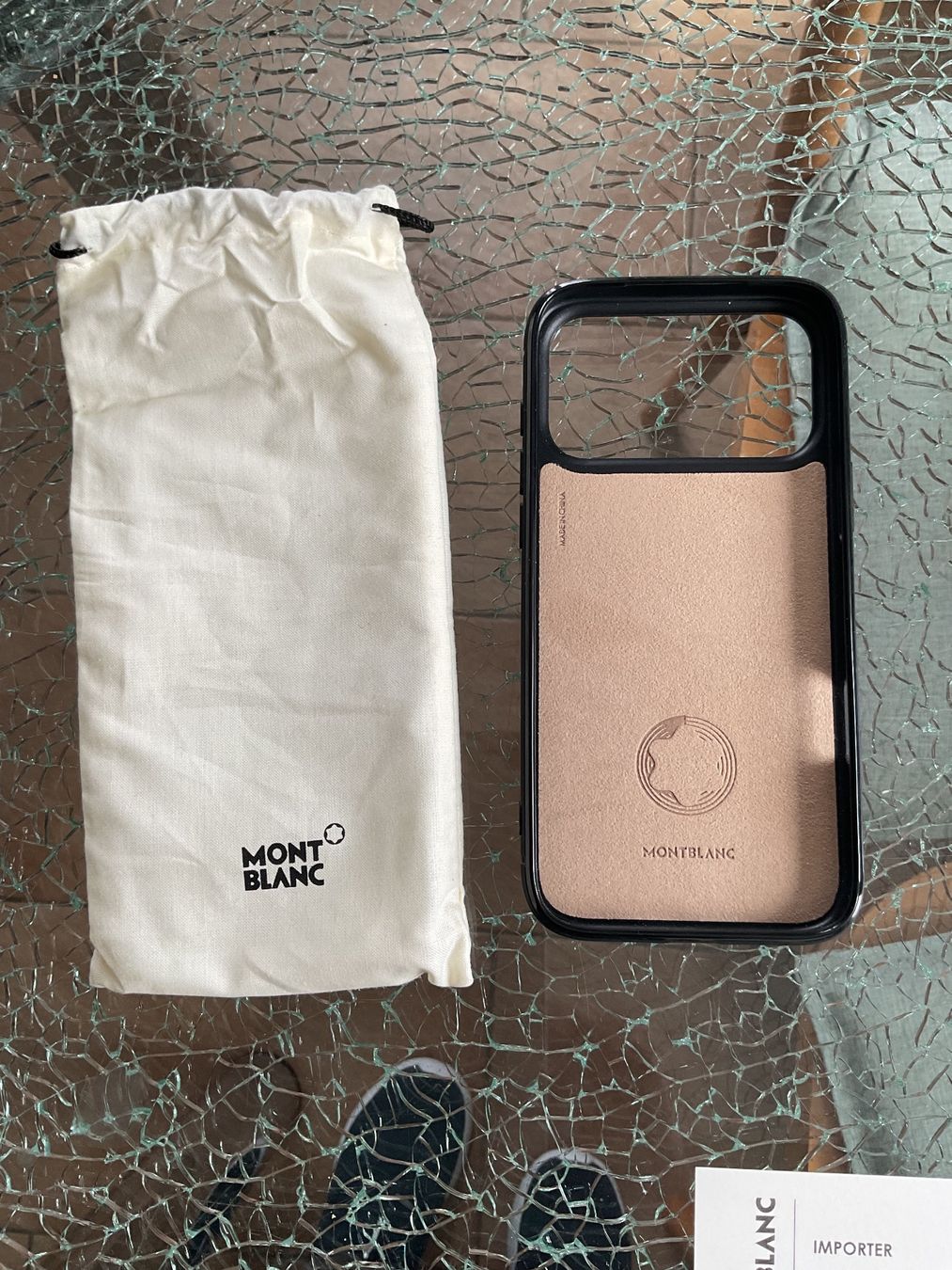 Apple Cover & Protezioni schermo: iPhone 17 Pro Max Hülle von Montblanc – Usato da Oberembrach venduto da BulldoggBen9 1