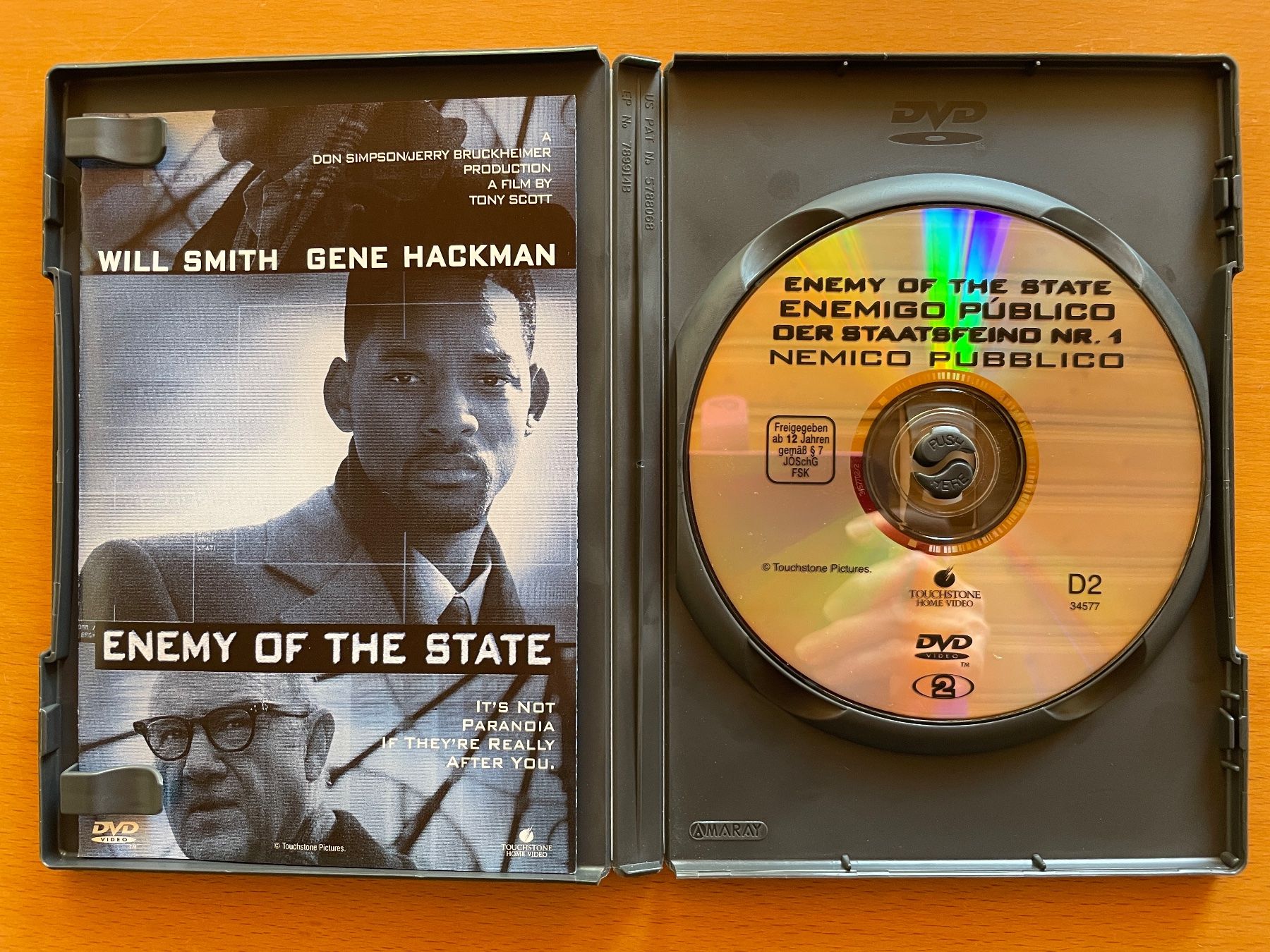 Tous les DVDs: DVD Der Staatsfeind Nr.1 mit Will Smith und Gene Hackman – D'occasion à Rickenbach BL par Morlog 1