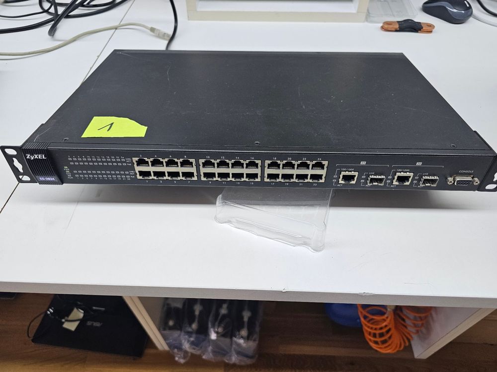 Switch 1 Zyxel ES-2024PWR | Kaufen auf Ricardo