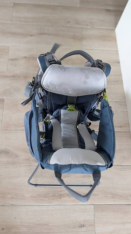 Porte-bébés ventraux & dorsaux: Sac à dos de portage Deuter  – D'occasion à Vuarrens par bos_789g 1