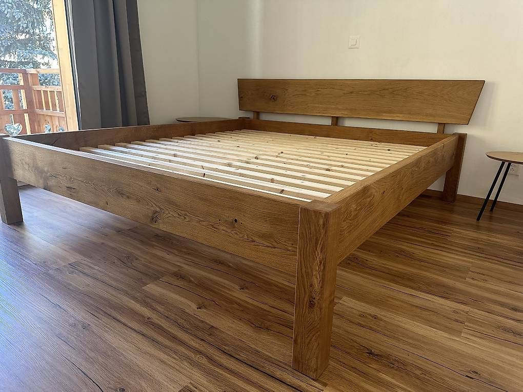Letti: Bett Eiche Massiv Neu  – Usato da Zermatt venduto da 321peti 2