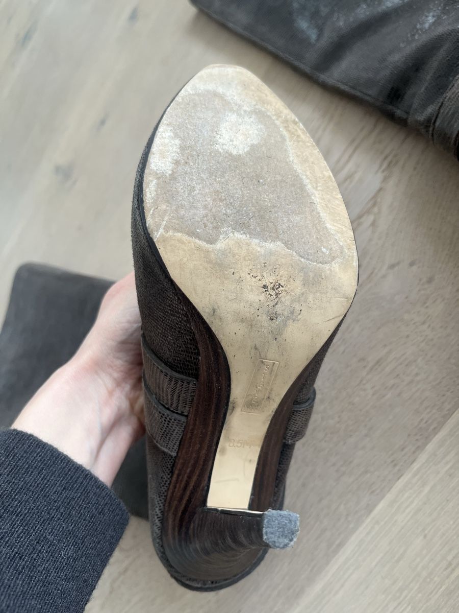 Scarpe da donna: Wunderschöne dunkelbraune Stiefel, schimmernd, Grösse 38.5 – Usato da Pfäffikon SZ venduto da humming-bird 7