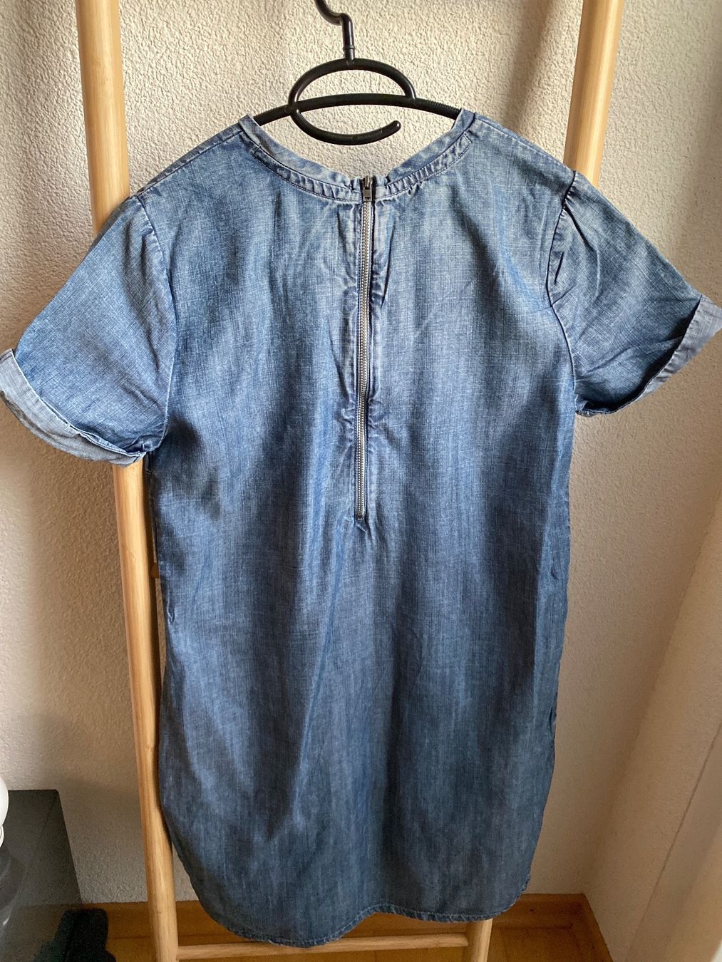 Superdry Vestiti: Robe en jeans SUPERDRY t.34 – Usato da Treyvaux venduto da MLRL 1