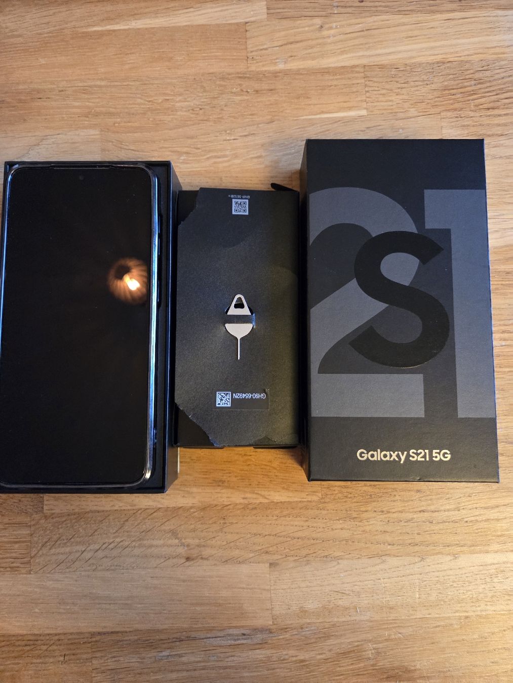 Samsung Telefoni cellulari / Smartphones: samsung galaxy s21 5g – Nuovo e nell'imballaggio originale da Bulle venduto da Zaman66