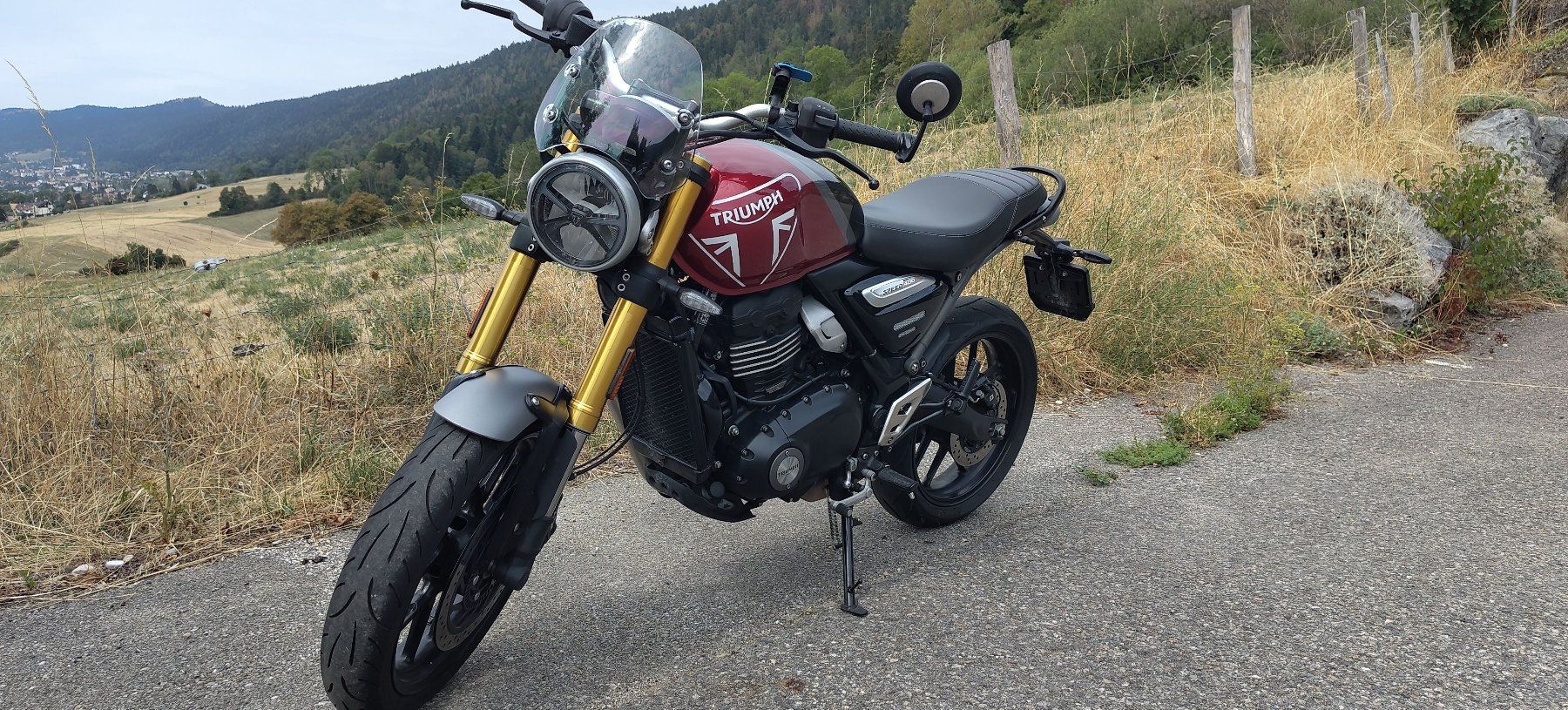 Triumph Strada: Triumph Speed 400 ABS - excellent état – Usato da Dombresson venduto da chris.net 3