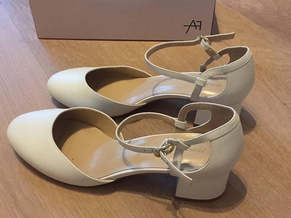 Anna Field Chaussures femmes: Weisse Sandalen/Pumps – D'occasion à Rotkreuz par nadiama 1