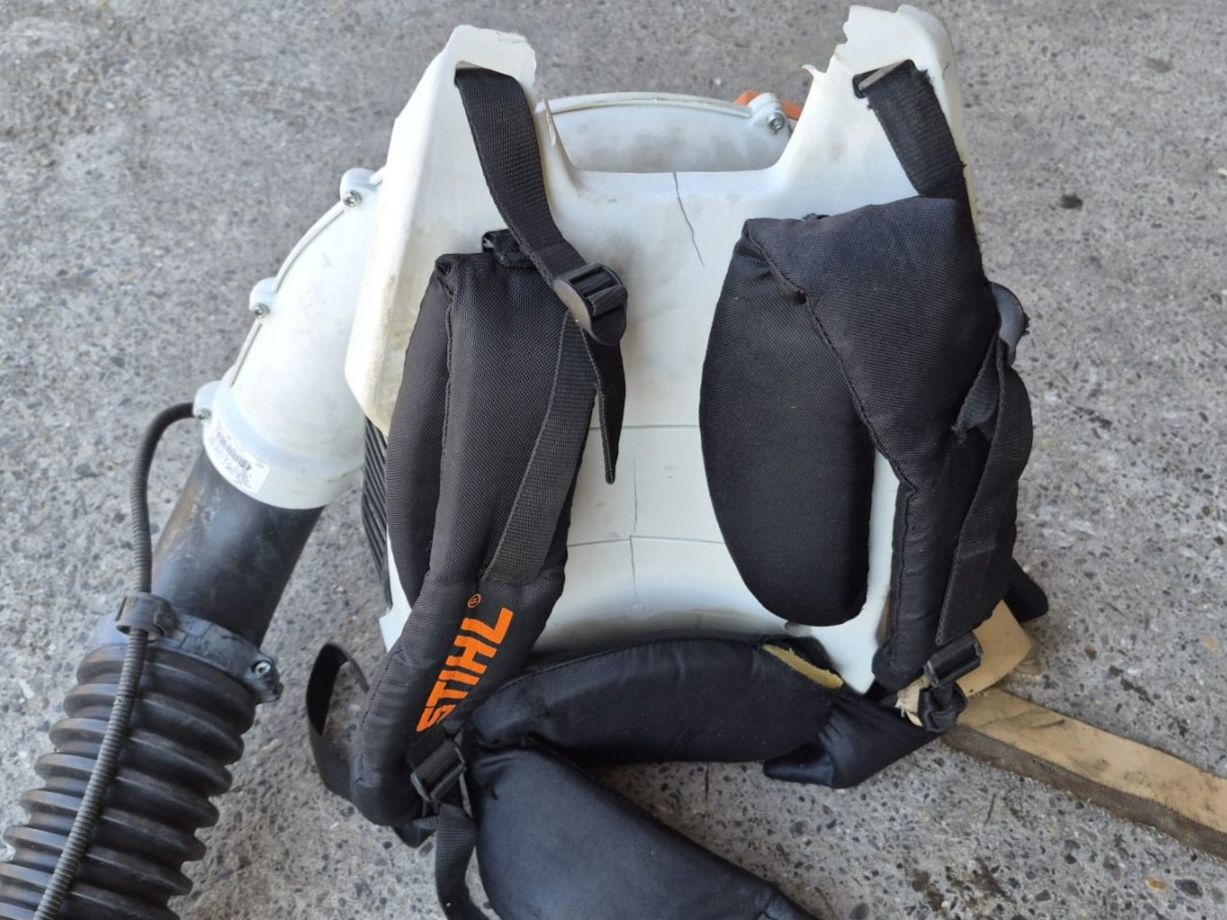 Stihl Laubbläser & Laubsauger: Stihl Blasgerät BR 600 – Defekt aus Niederwil AG von Maeder_AG 4