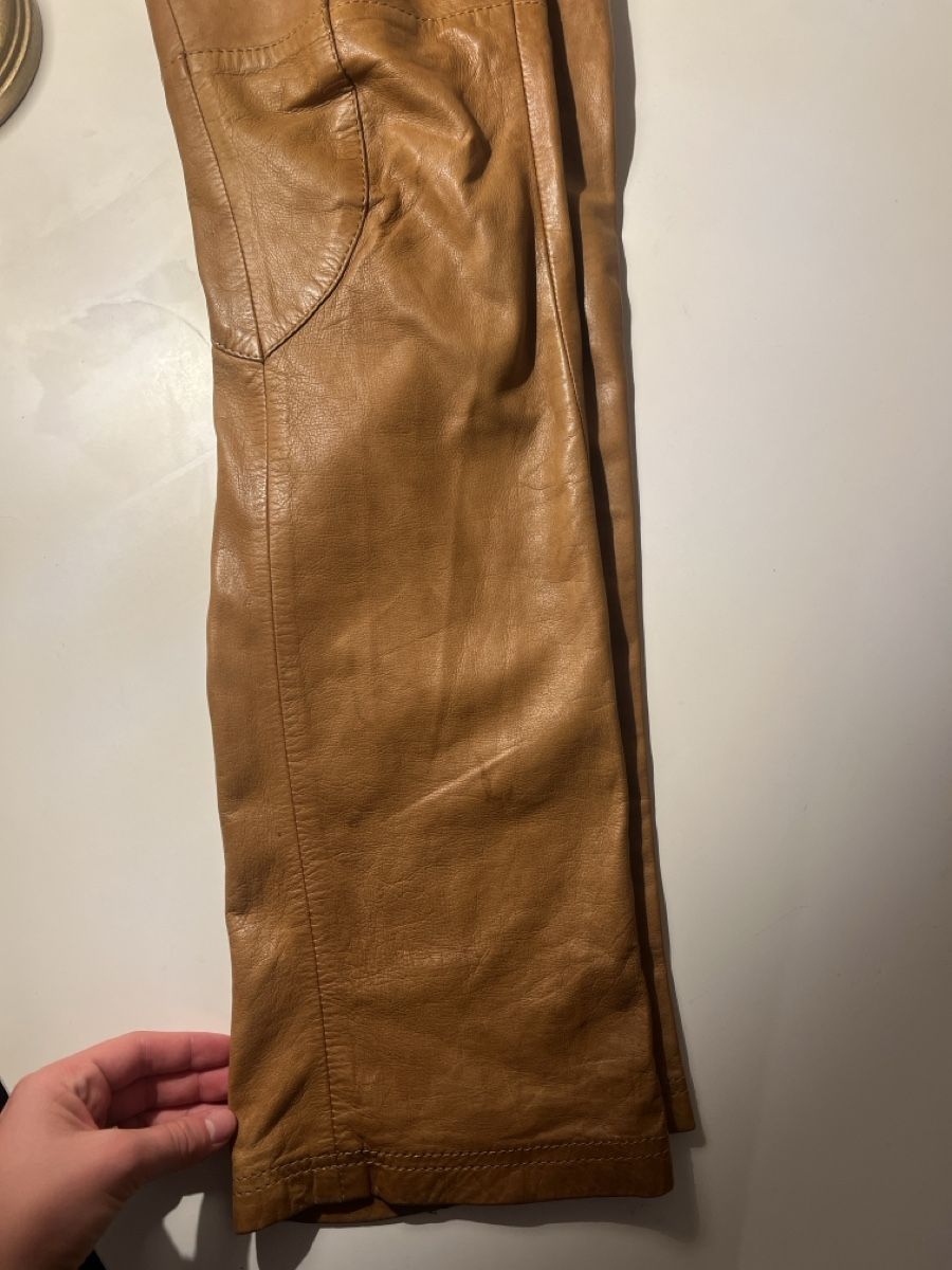 Gianfranco Ferre Pantaloni: FERRE Lederhose 42 2006 – Usato da Basel venduto da katayasistersvintage 3