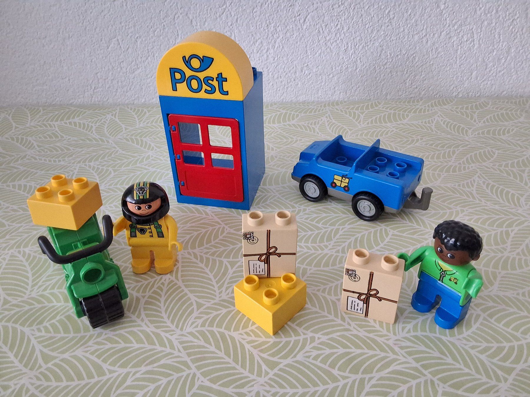 Lego Spielzeuge: Lego Duplo Post Lieferung – Gebraucht aus Liebefeld von moony4blue 1