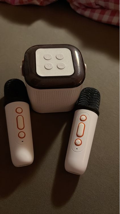 7-teilige Luftgitarren Set - Aufblasbar Mit Mikrofonen Für Partys