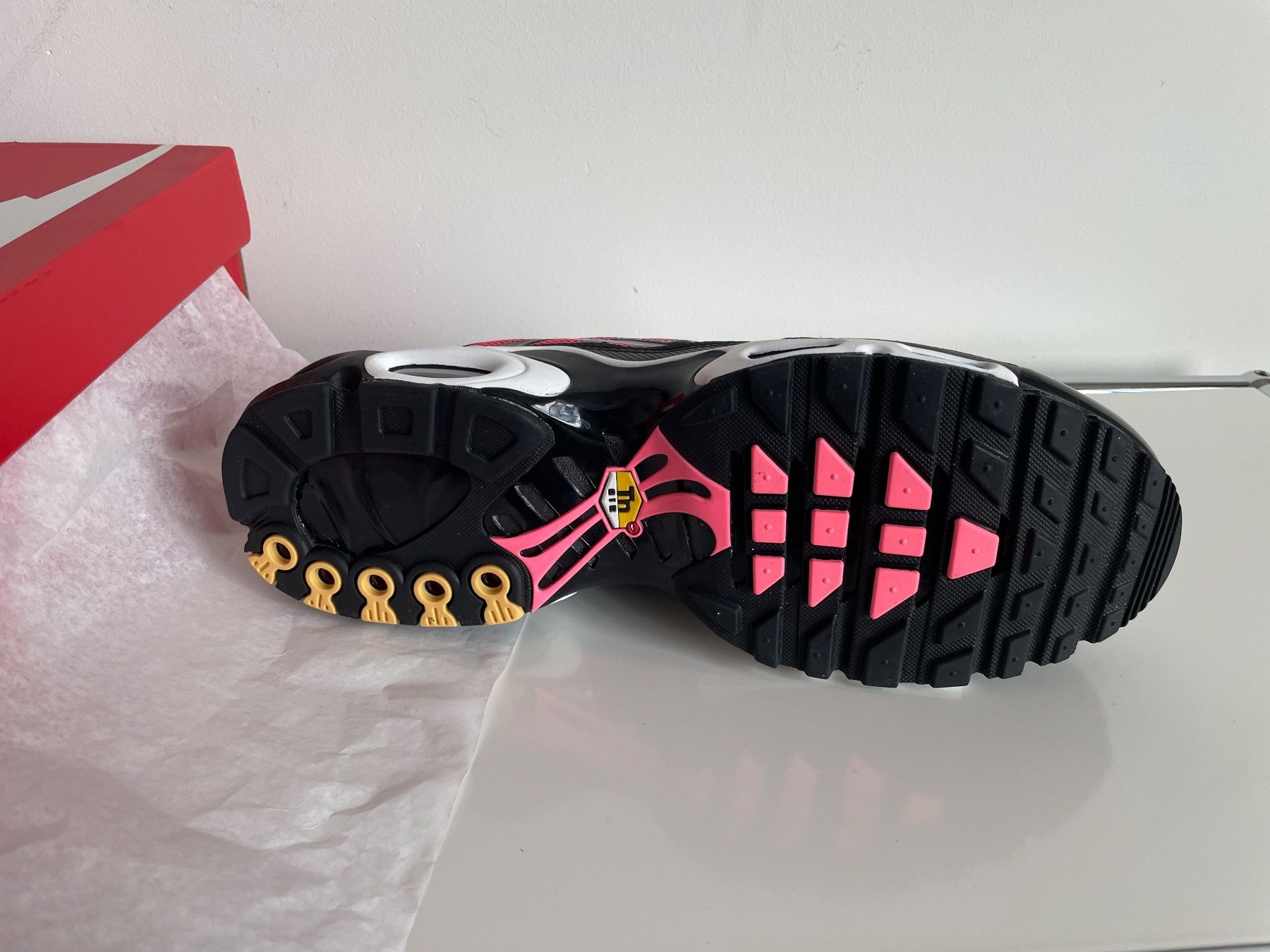Nike Scarpe da uomo: Nike Air Max Plus All Day / Grösse 47.5 – Nuovo e nell'imballaggio originale da Zürich venduto da tersus1981 2
