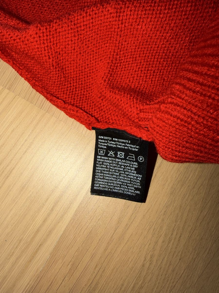 H&M Maglioni & Felpe: H&M Pullover rot kurzarm – Nuovo e nell'imballaggio originale da Horgen venduto da sastic 3