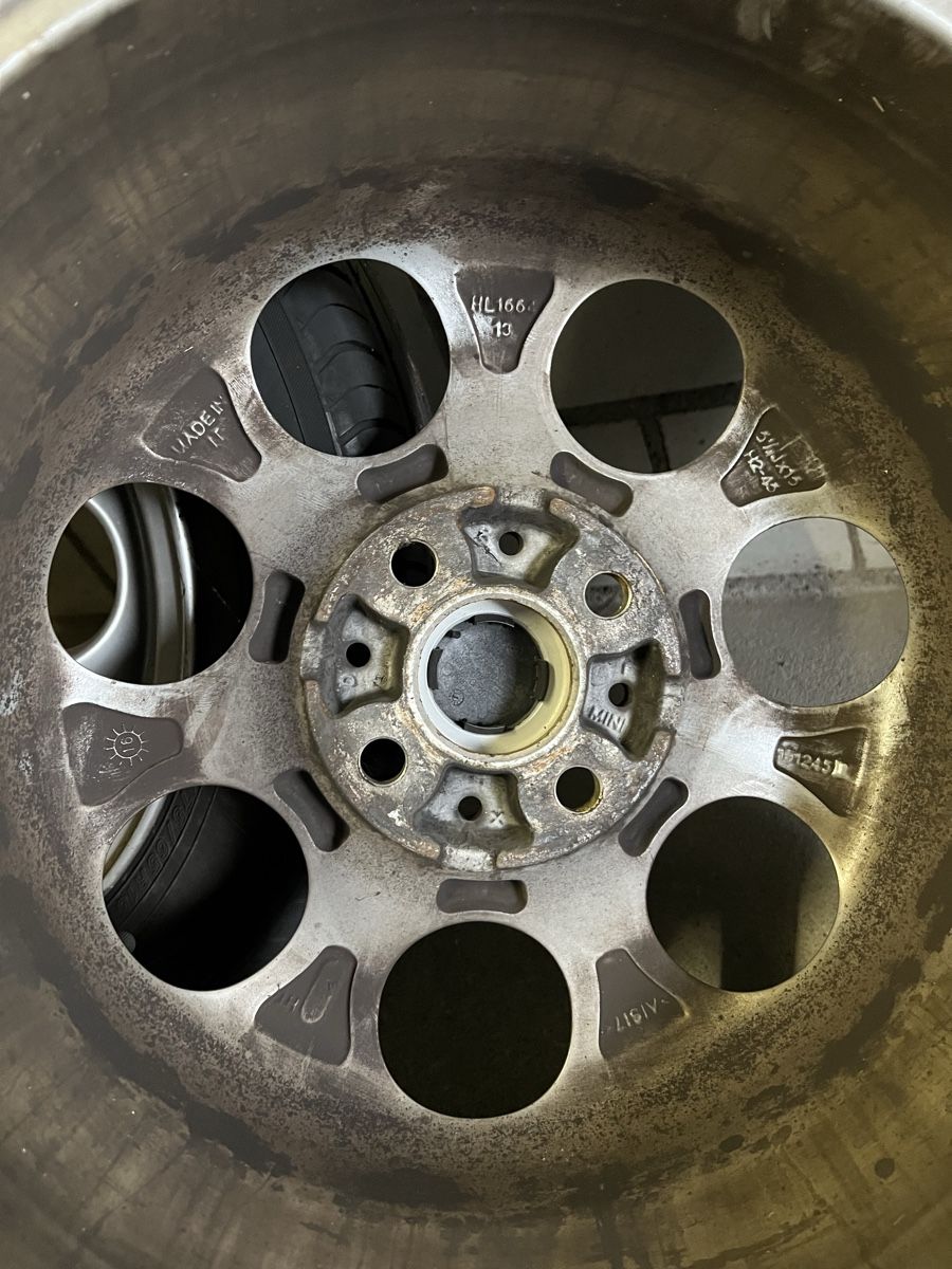 Pneumatici & Ruote complete: Mini Cooper Kompletträder, 175/65 R15 84H – Usato da Jona venduto da ddr34 8