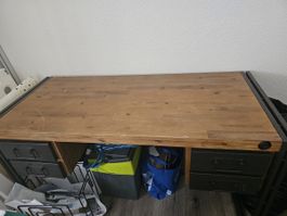 Zeitloser & schöner Bürotisch (Gebrauchsspuren)