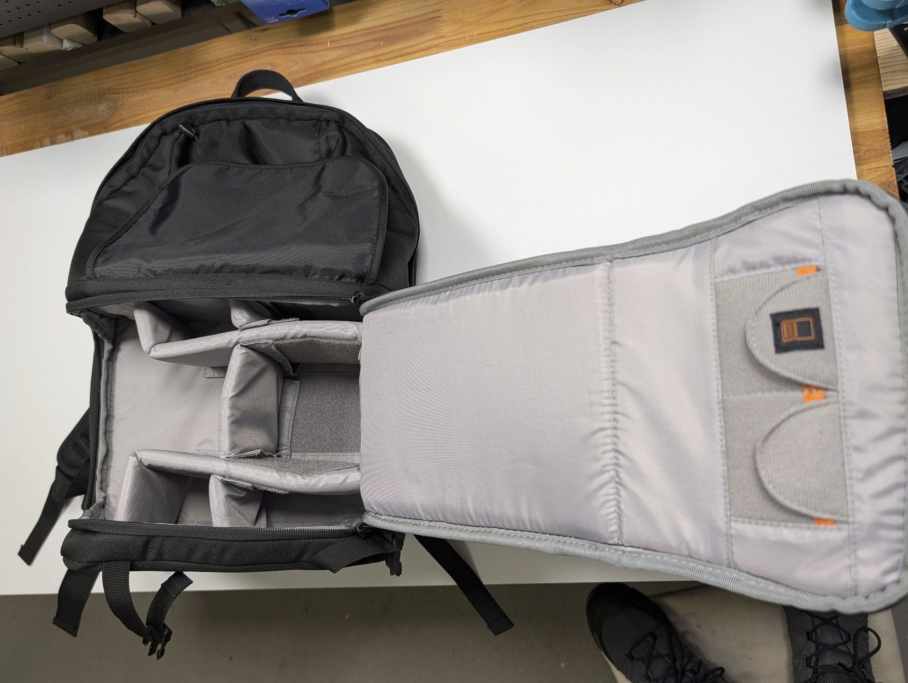 Lowepro Rucksäcke: Lowepro Fastpack 250 - gebraucht – Gebraucht aus Thalwil von miguev 2
