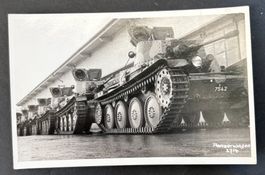 SCHWEIZER ARMEE PANZER KOLONNE