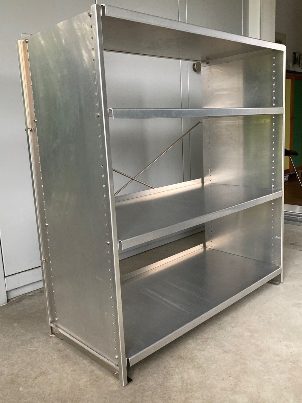 Lehni Scaffali: Aluminium Regal Lehni – Usato da Uster venduto da frrol 4