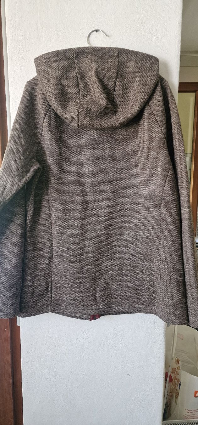 Giacche: Fleecejacke mit Kapuze braun Grösse L – Usato da Romanshorn venduto da REALJessiB 1