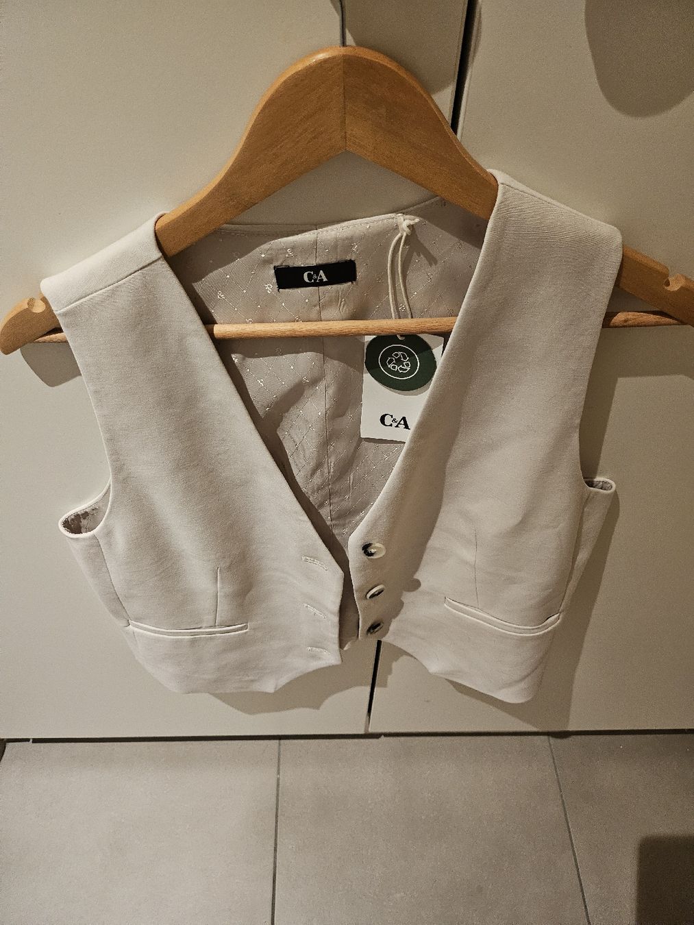 C&A Gilet & Giacche senza maniche: Gilet classe neuf – Nuovo e nell'imballaggio originale da La Tour-de-Peilz venduto da mar_2r26