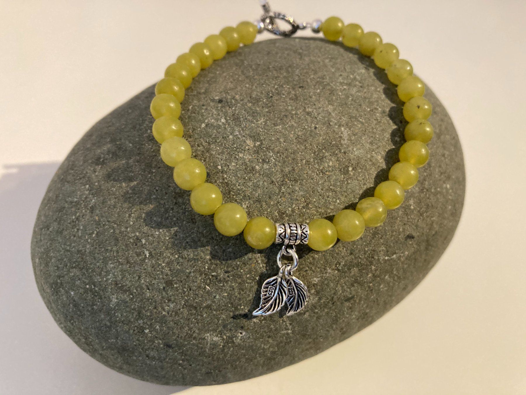 Bracciali & Braccialetti: Armband aus Jade – Nuovo e nell'imballaggio originale da Sursee venduto da Allabus