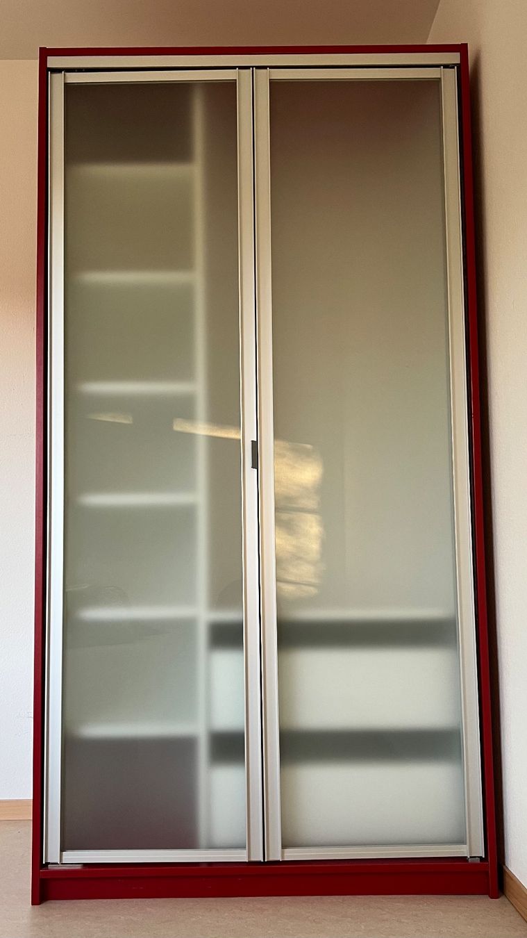 Armadi: Schreiner Kleiderschrank – Nuovo (secondo la descrizione) da Zürich venduto da Mel_Meli 1