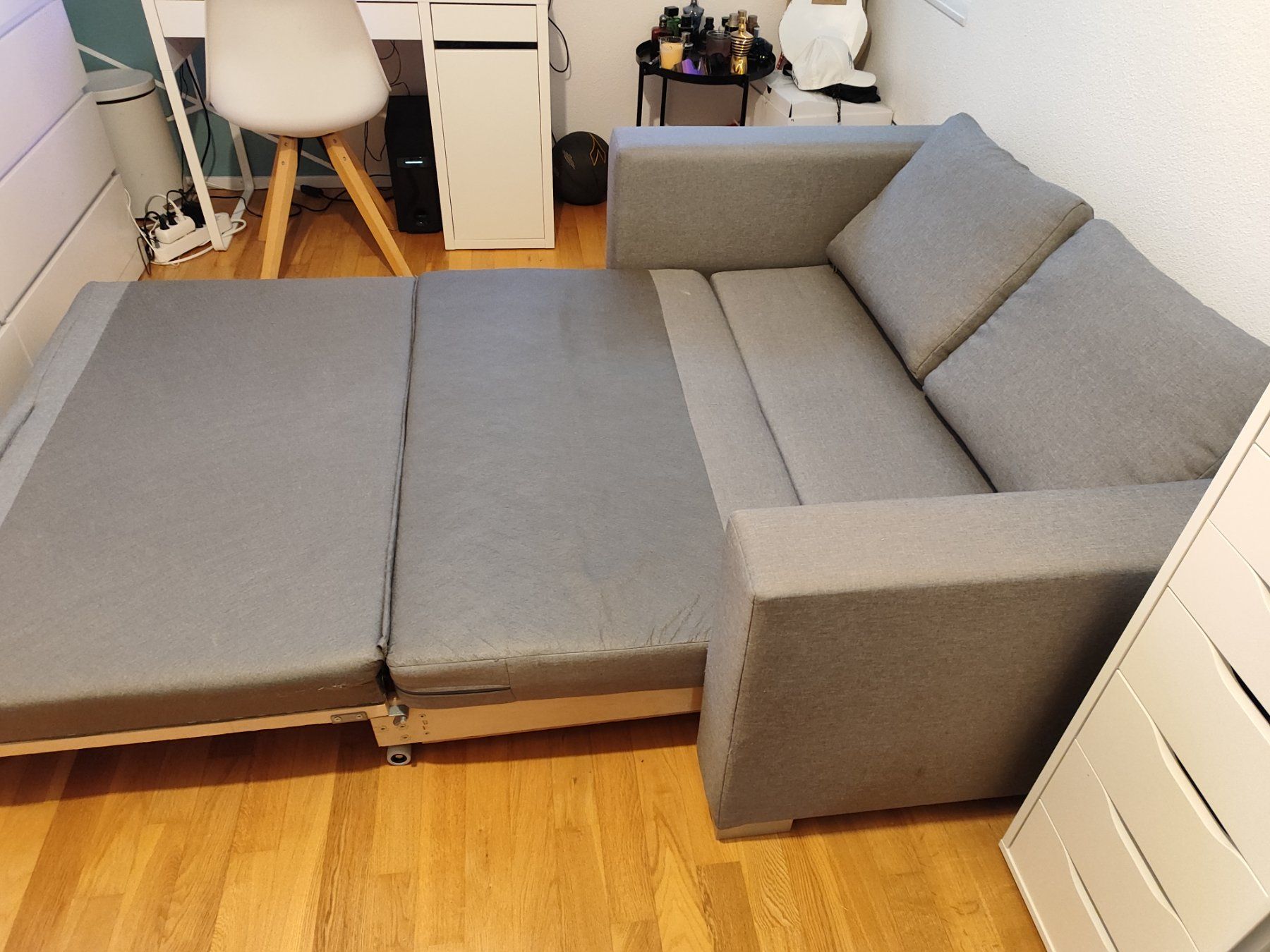 Divani: Bettsofa - Ausziehbares Sofa mit Bettfunktion – Usato da Merenschwand venduto da palyaa 3