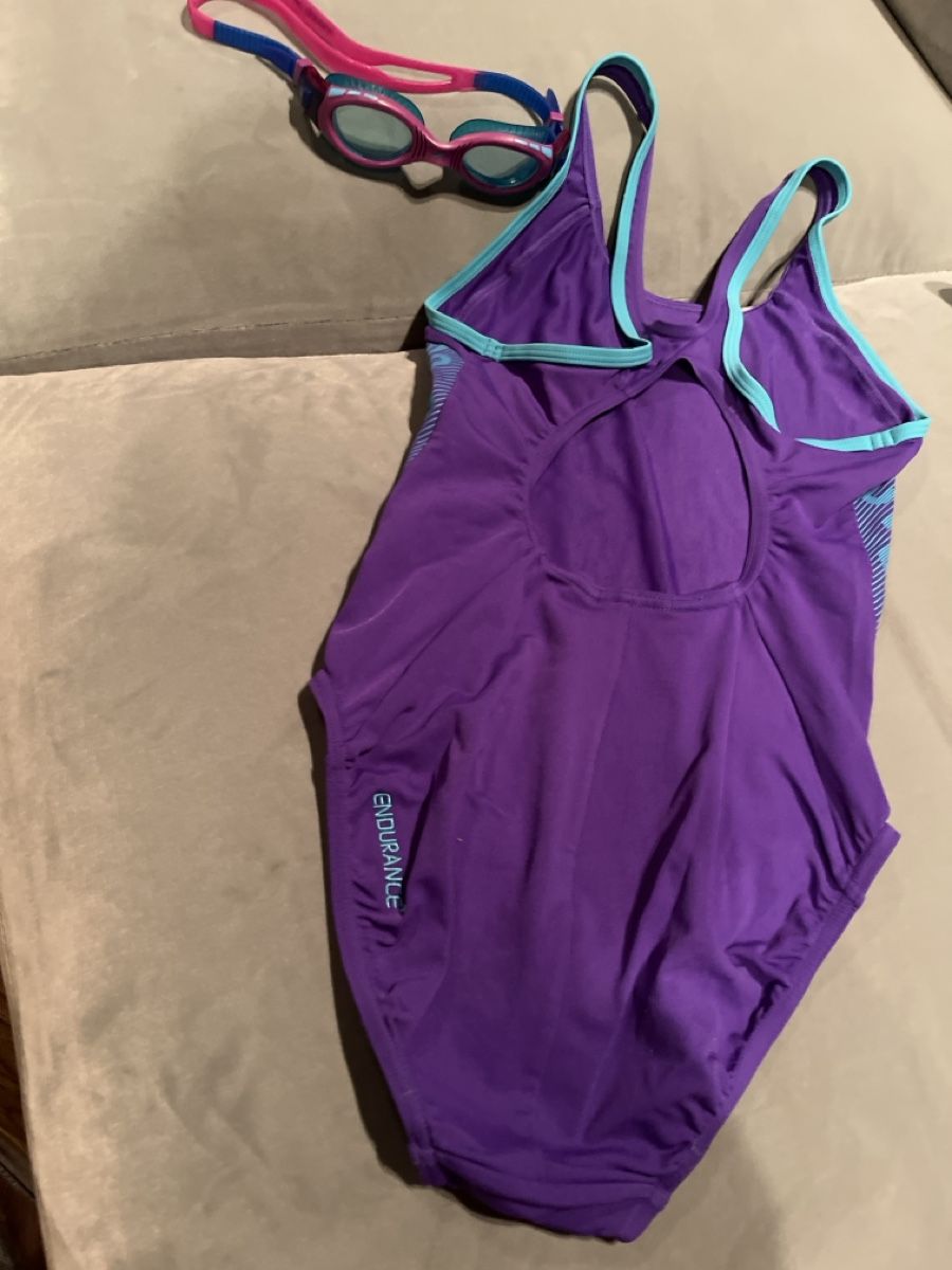 Speedo Badekleider & Bikinis: Speedo Olympic swimsuit + Speedo goggles – Gebraucht aus Rüschlikon von ant_5v7g 3