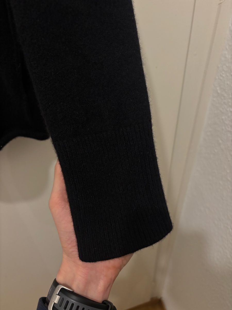 Cos Maglioni & Felpe: COS 100% Wool Sweater - Black, Size M – Nuovo (secondo la descrizione) da Genève venduto da Bella_909 2