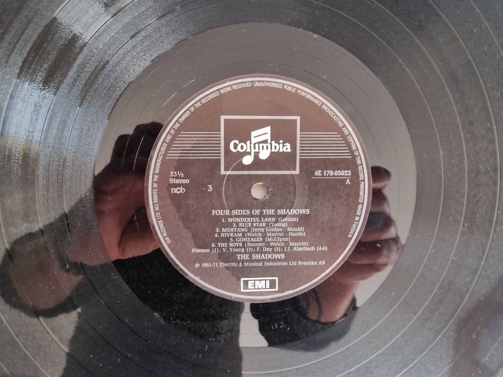 Dischi in vinile: The Shadows - Four Sides of..... – Usato da Pfaffnau venduto da gunport 5