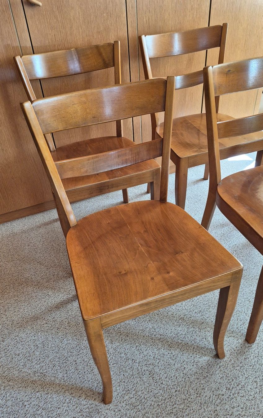 Horgen Glarus Chaises: 4 Holzstühle Horgen Glarus – D'occasion à Engi par Mil_31 3