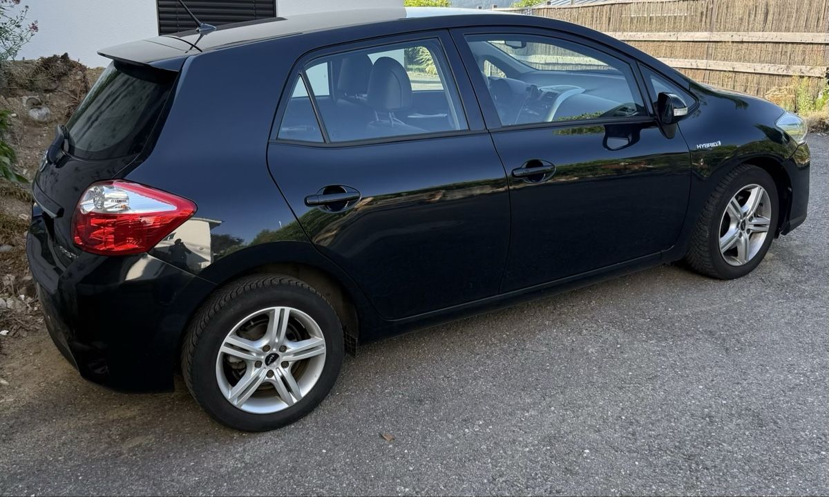Toyota Automobili: Toyota Auris Hybrid – Usato da Bachs venduto da BDM_ 1