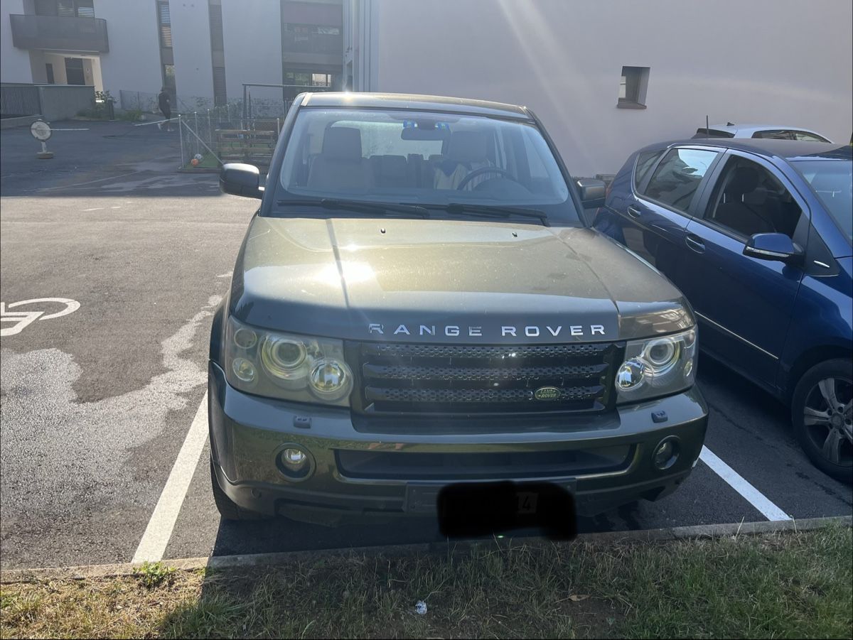 Land Rover Autos: Range rover sport – Gebraucht aus Viganello von fpo_zzr6
