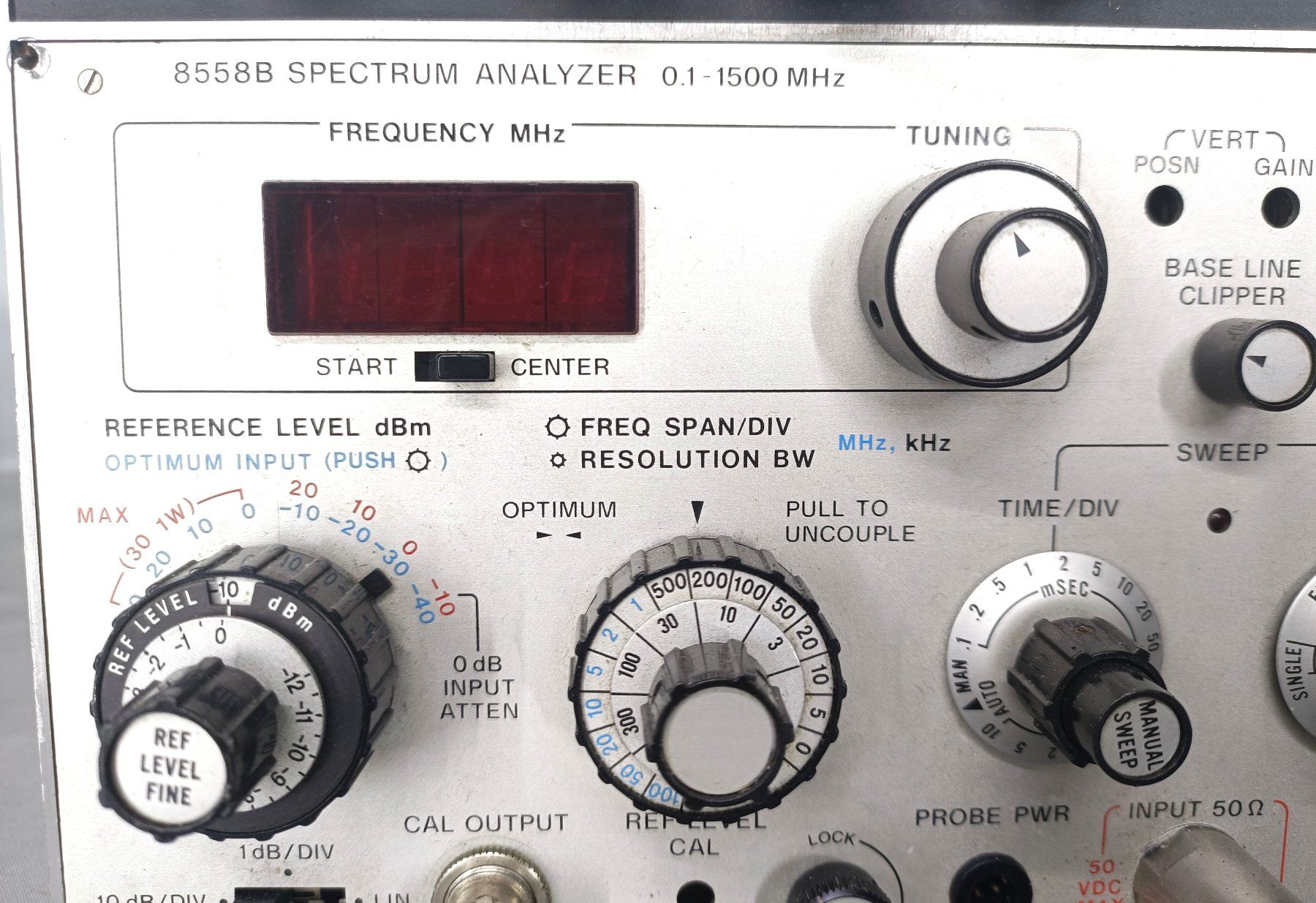 Messen: HEWLETT-PACKARD 8558B Spectrum Analyzer 0.1-1500 MHz – Gebraucht aus Spiez von ricot90 1