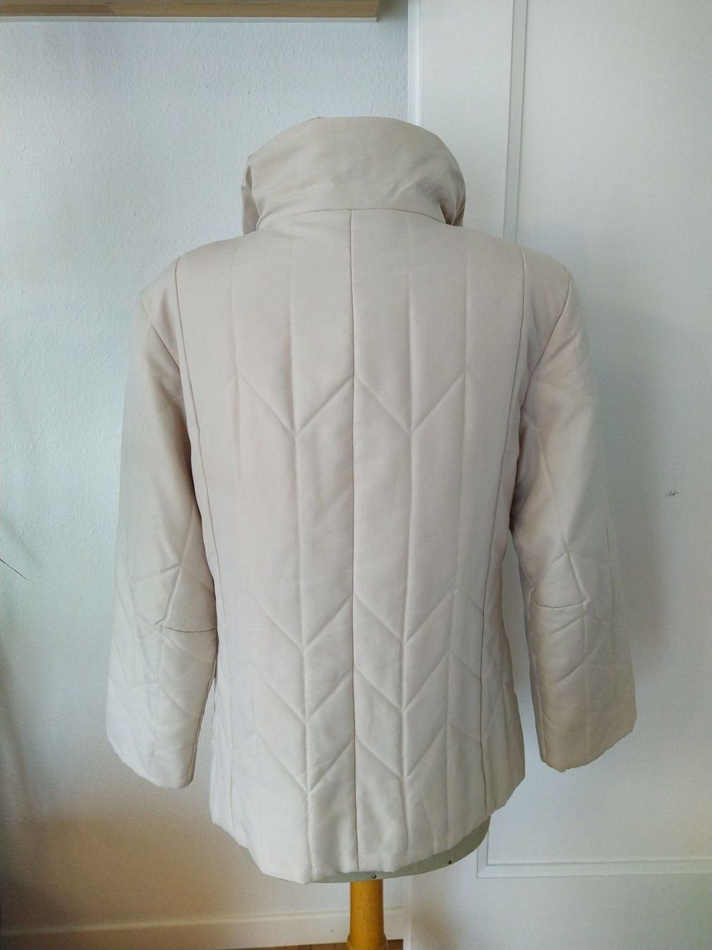 C&A Giacche: Winterjacke (beige) – Usato da Triesen venduto da stephanieschurti 4