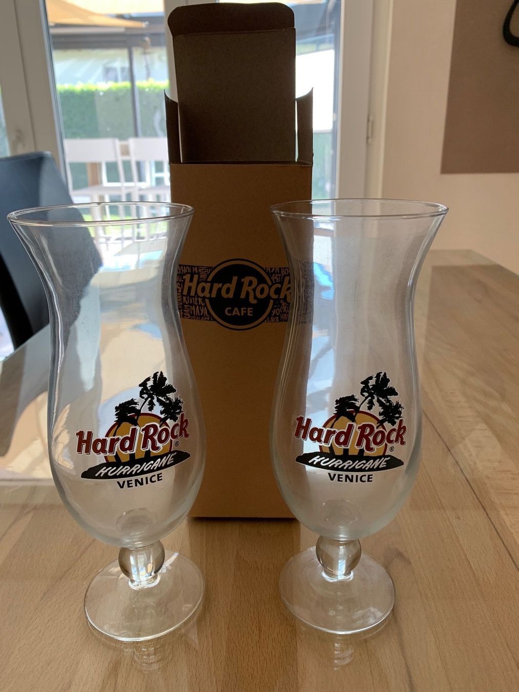 Hard Rock Cafe Bicchieri: Verres Hard Rock Café – Nuovo (secondo la descrizione) da Bramois venduto da Chrisvol