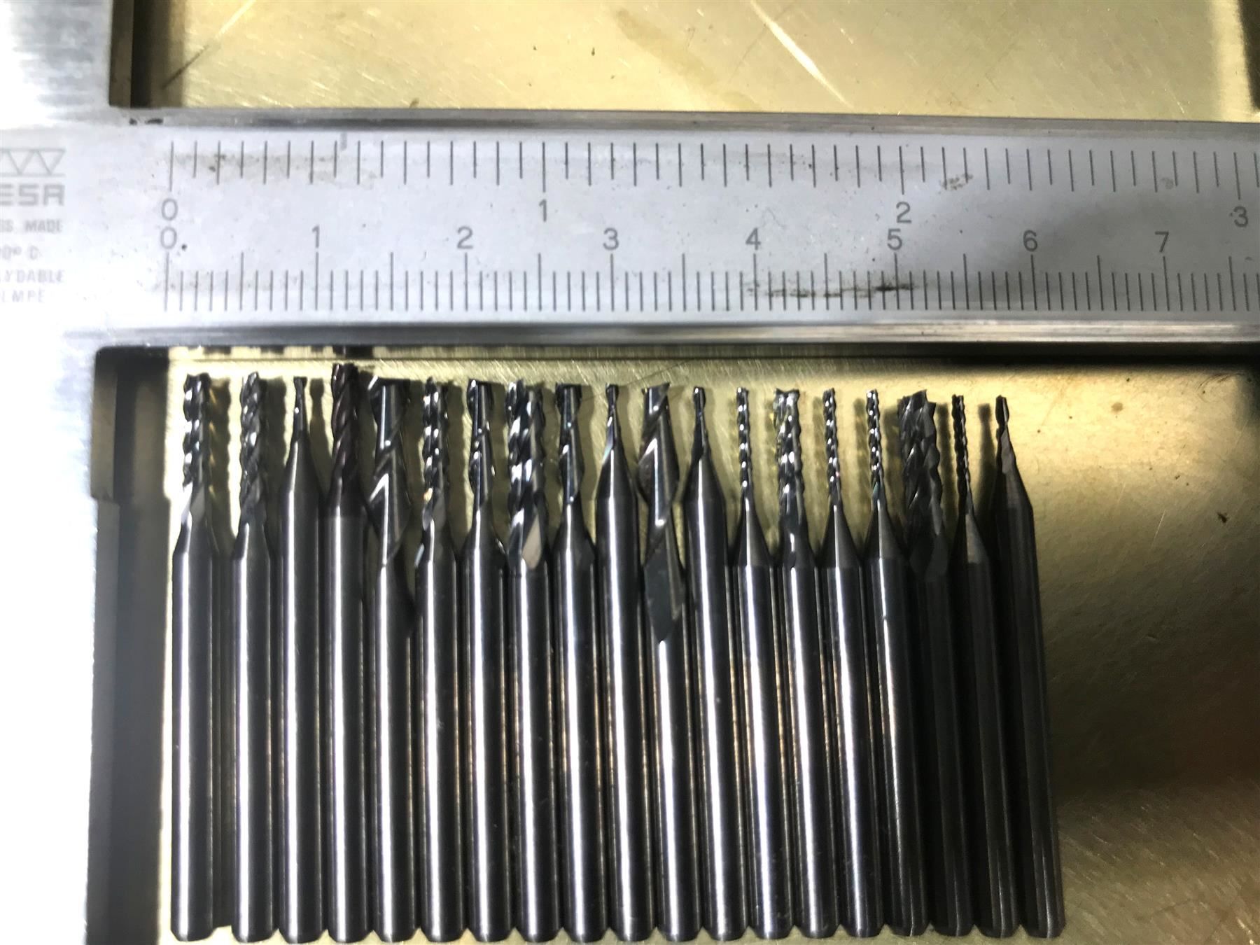 Tous les outils: Fräser VHM diverse Grössen Schön – D'occasion à Laufenburg par Sirluger 1