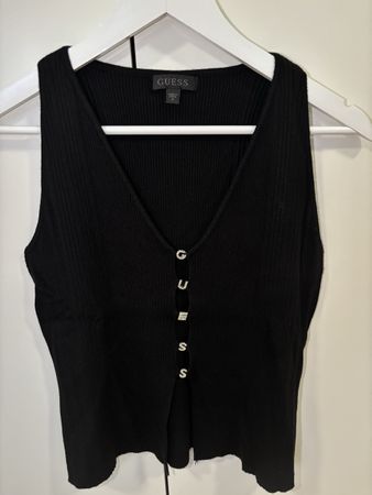 Guess Top schwarz mit Strasssteinen Grösse M neuwertig