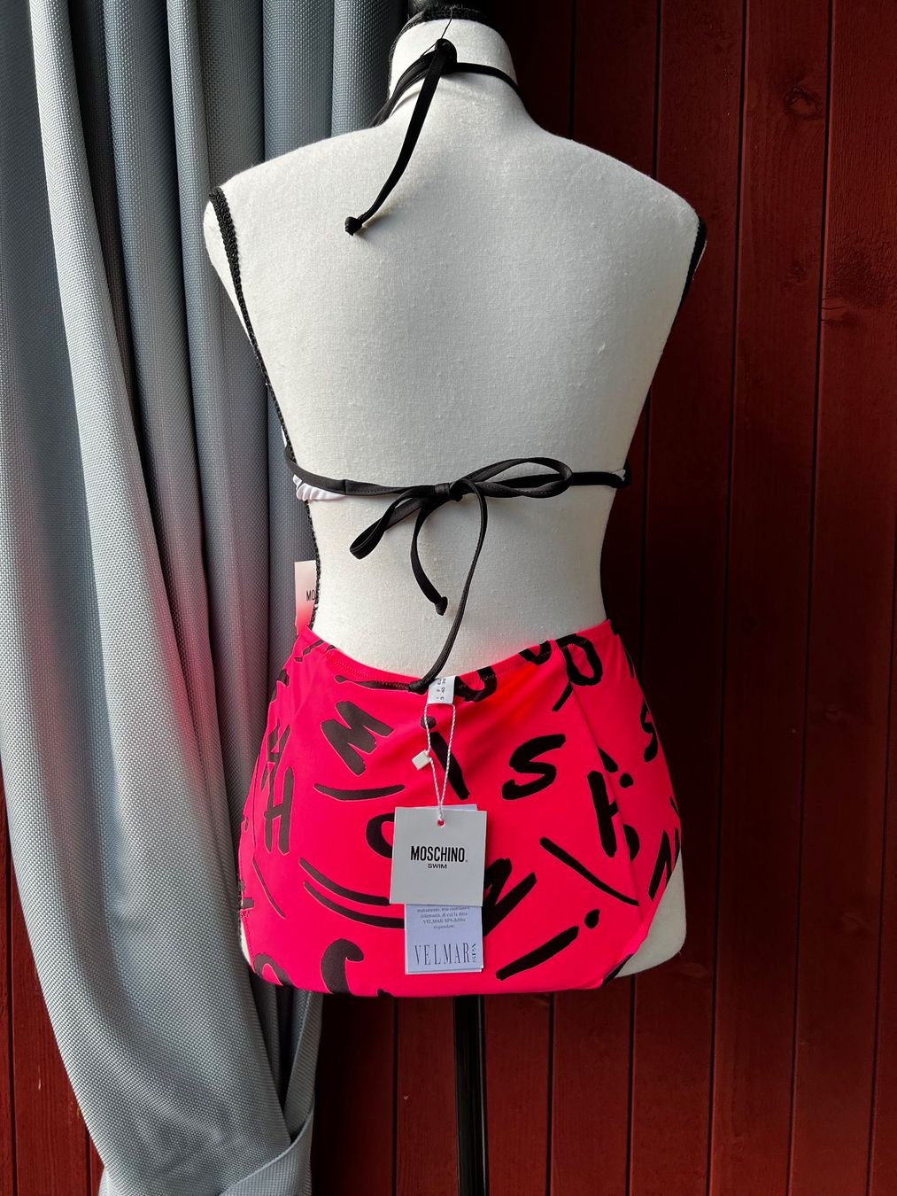 Moschino Badekleider & Bikinis: Neue Badeanzug Moschino M/S – Neu und originalverpackt aus Riehen von edu_92w7 7