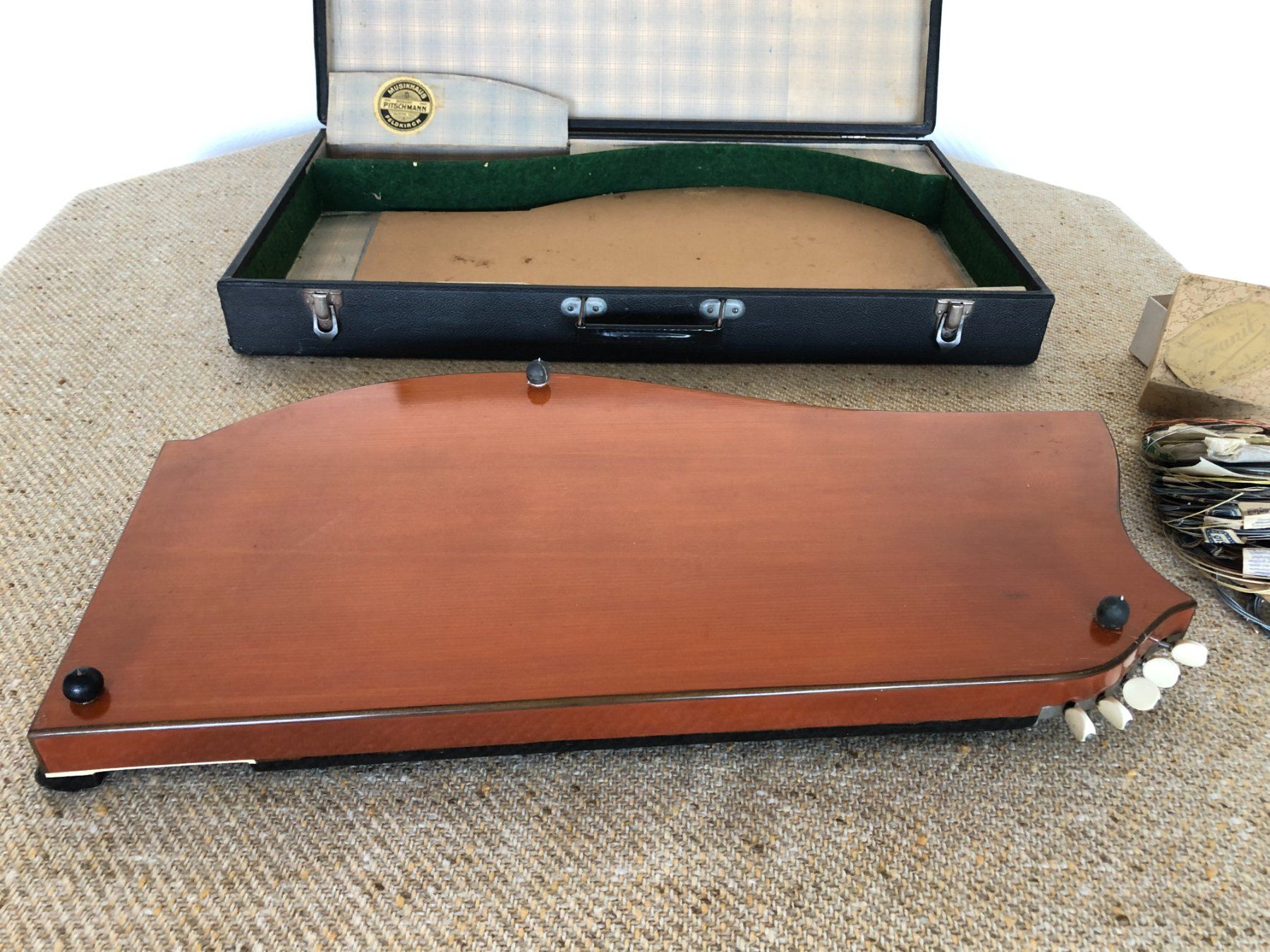 Strumenti musicali: Zither – Usato da Balzers venduto da Kubus28 6