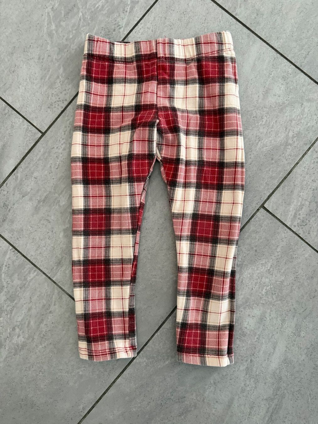 H&M Hosen: Hose - Grösse 98 - H&M – Gebraucht aus Bülach von Loredana13