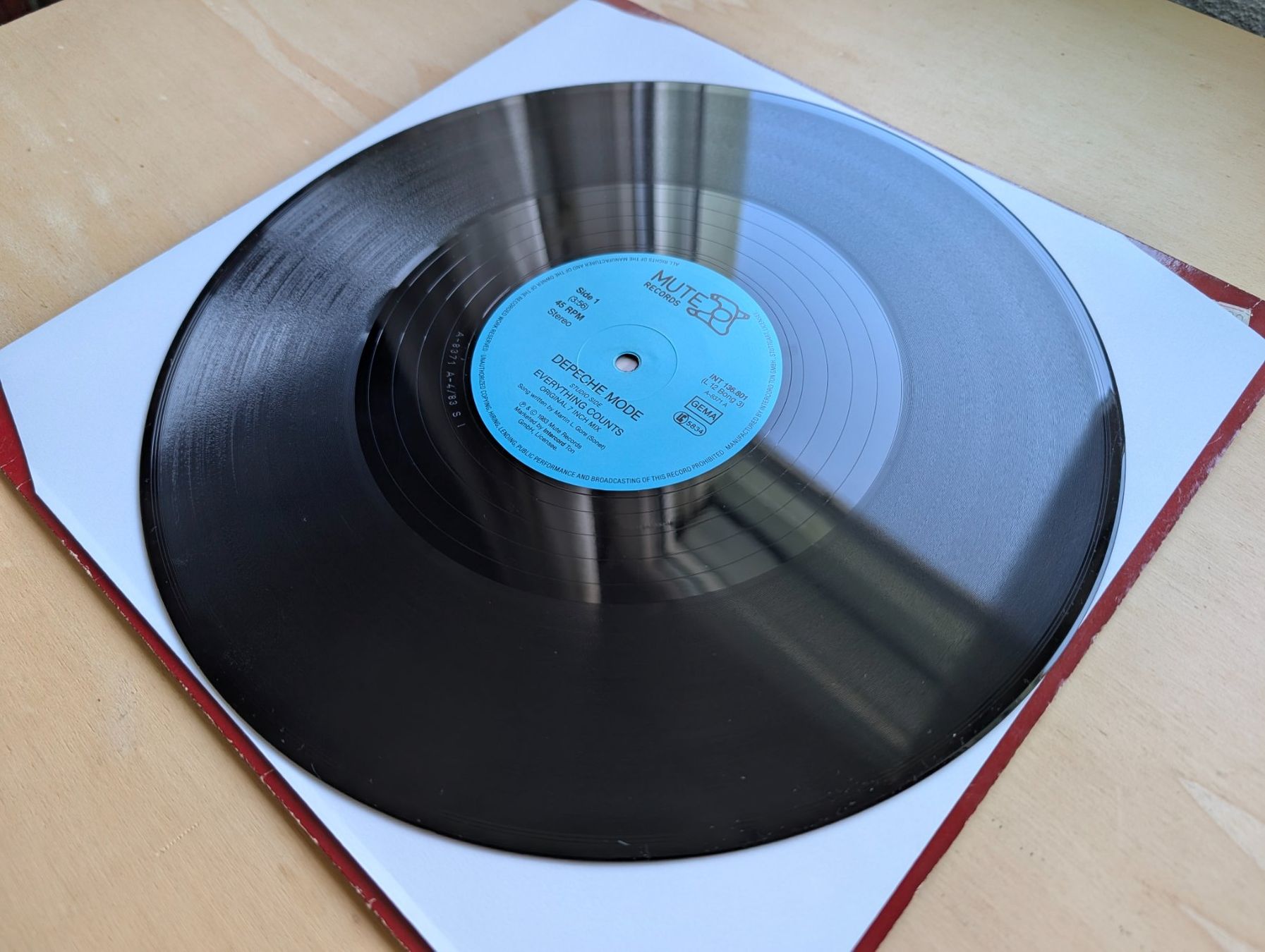 Dischi in vinile: Depeche Mode – Everything Counts And Live Tracks  D 83 – Usato da Ebikon venduto da kisuM 4