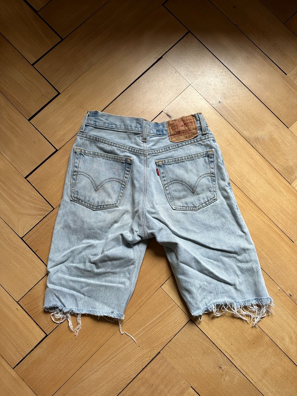 Levi's Jeans: LEVIS - Vintage Jeansshorts hellblau 28 – Gebraucht aus Zürich von Diazaio 2