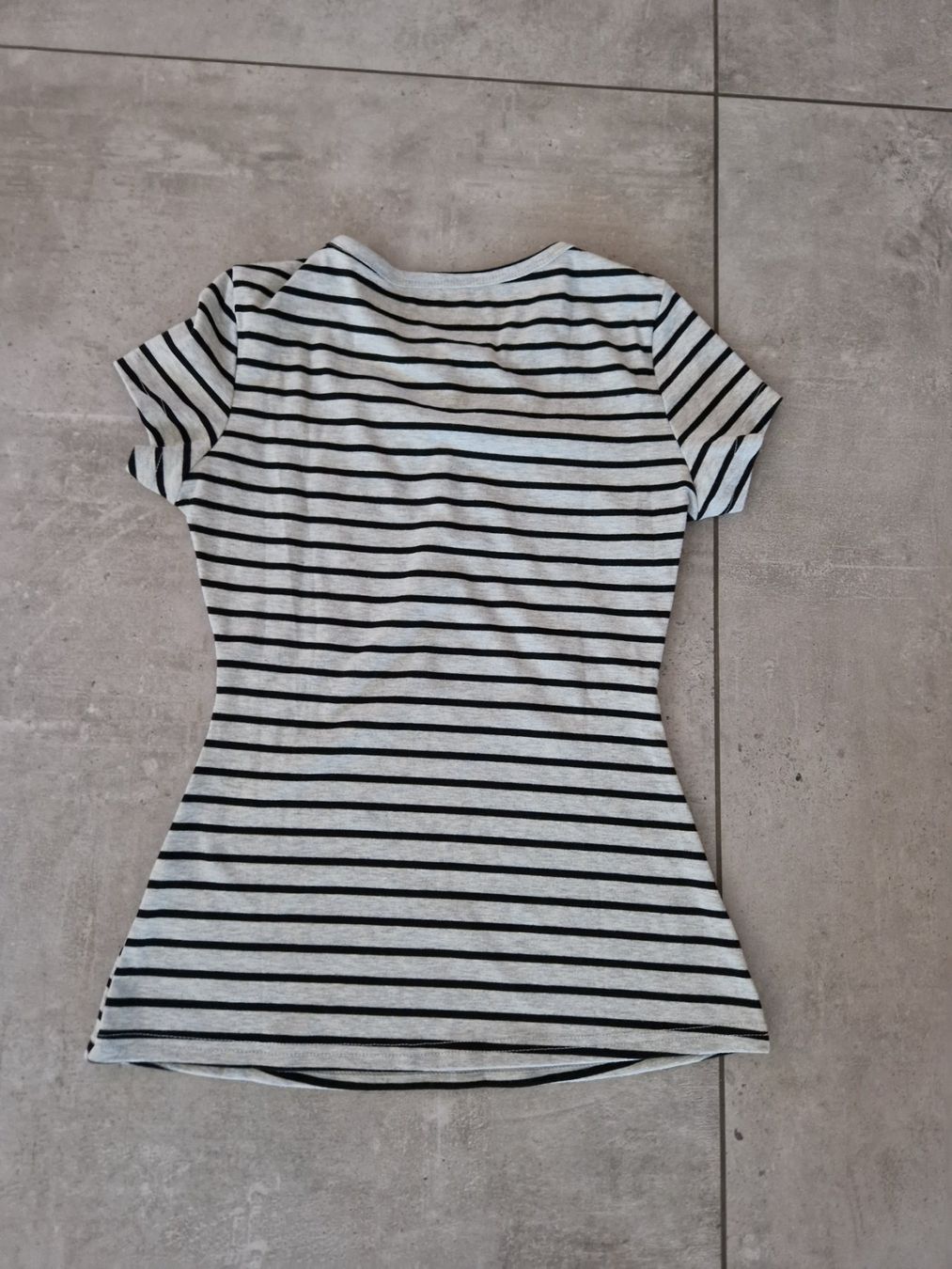 Camicette, T-shirt & Top: Gestreiftes Shirt, Grösse XS – Usato da Dagmersellen venduto da ejord 1