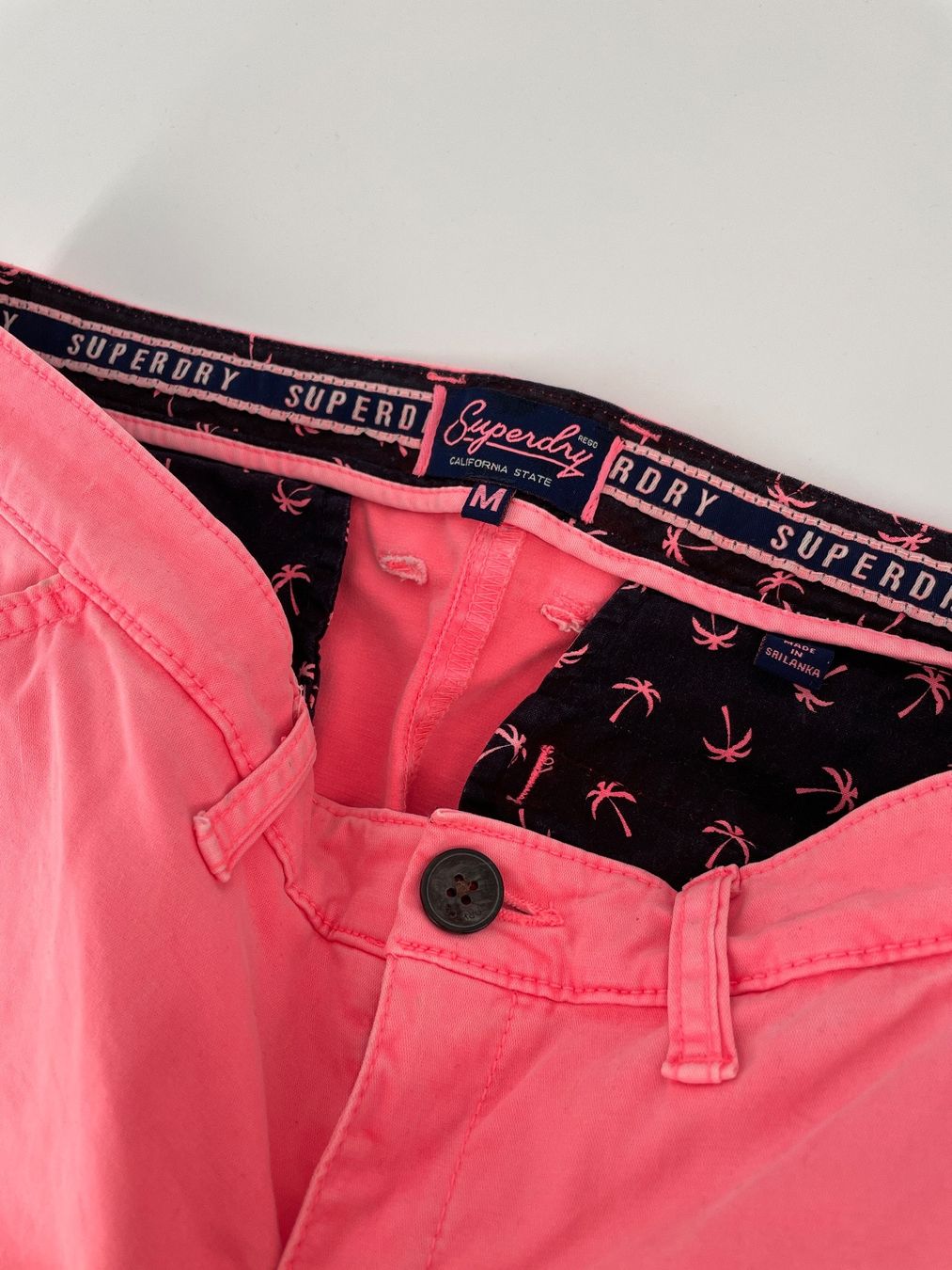Superdry Pantaloni: Superdry Shorts Gr. M – Nuovo (secondo la descrizione) da Auenstein venduto da moin. 3